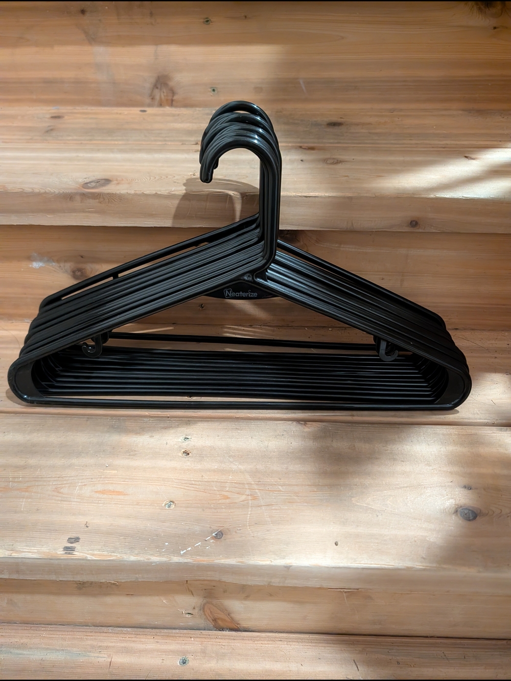 Black And White Non-Slip Clothing Hangers - Set of 24
